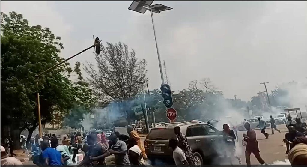 Police Teargas, Shoot Lagos Residents Protesting Eviction, Demolition