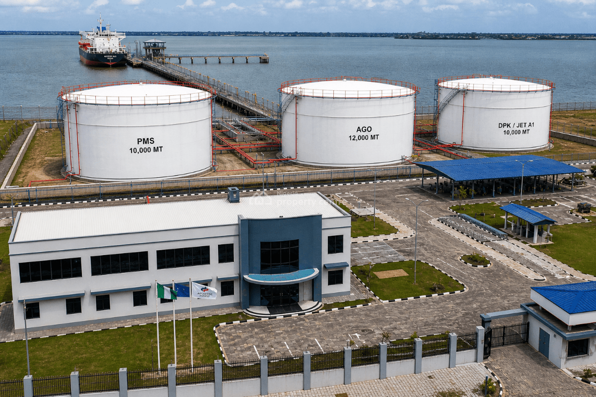 Concerns for Energy Security as Dangote Refinery, Marketers Clash over Fuel Import Licence Suit