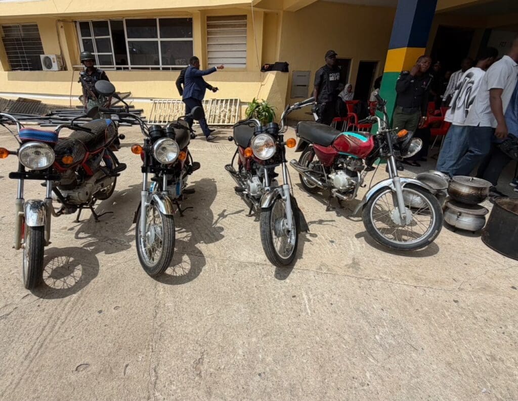 Police Uncover Suspected Kidnap Logistics Network in FCT, Four Arrested Police Uncover Suspected Kidnap Logistics Network in FCT, Four Arrested